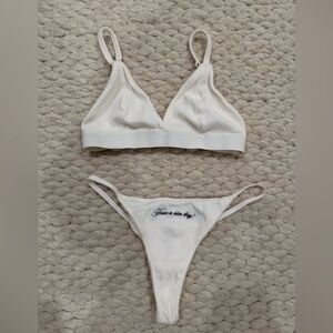 Elegant White Women's Intimate Set
